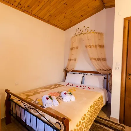 Lüks kamp alanı Vasiliki's House Tsagkarada